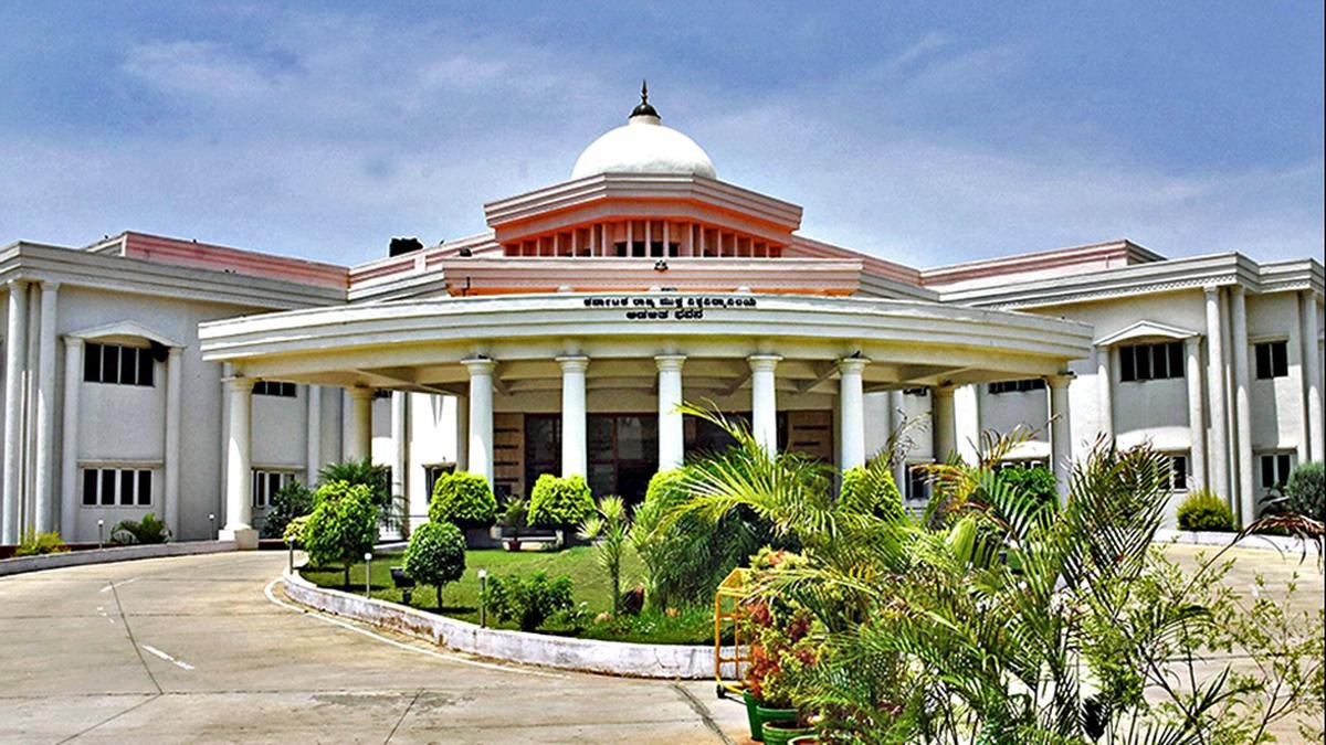 केएसओयू के कई छात्र कर्नाटक में बी.एड परीक्षा में शामिल नहीं हो सकते हैं