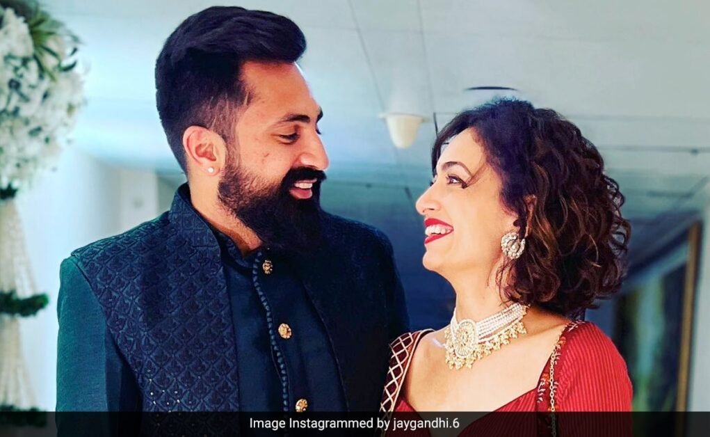 दिवंगत अभिनेत्री वैभवी उपाध्याय के मंगेतर जय गांधी ने श्रद्धांजलि देते हुए लिखा, 'जब तक हम दोबारा न मिलें'