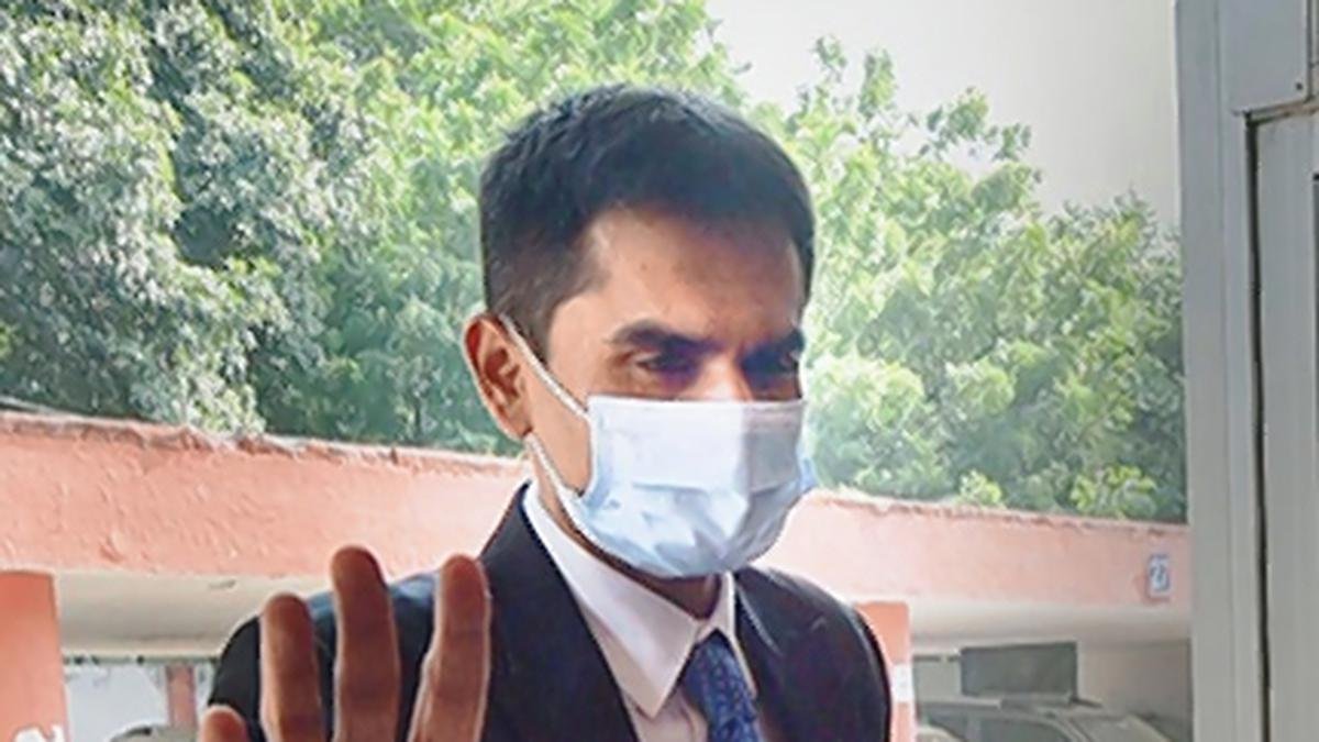 समीर वानखेड़े को पांच दिन के लिए गिरफ्तारी से राहत मिली है