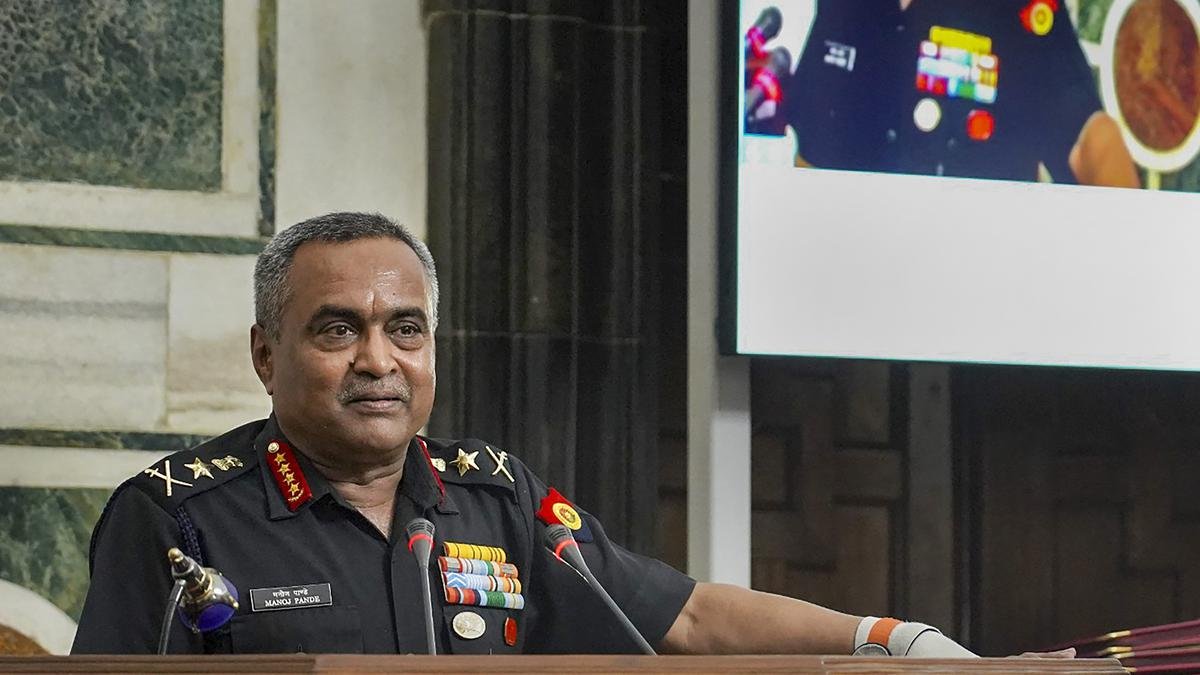 सेना प्रमुख स्थिति की समीक्षा के लिए 27 मई को मणिपुर का दौरा करेंगे