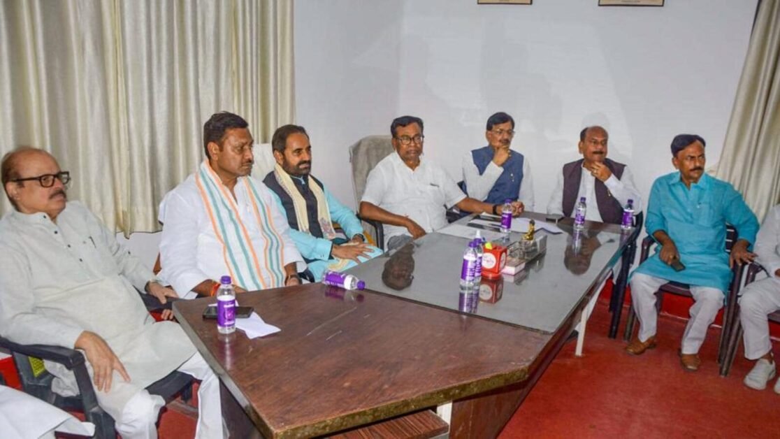 शकील अहमद खान बिहार कांग्रेस विधायक दल के नेता चुने गए