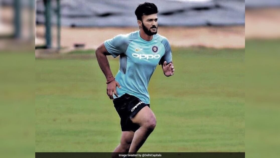 "रणजी ट्रॉफी में सबसे ज्यादा विकेट लेने वाला ...": जलज सक्सेना ने दलीप ट्रॉफी से सवाल किया |  क्रिकेट खबर