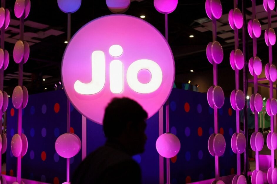 Jio का दावा, यूपी के 525 शहरों में पहुंचाई 5G सर्विस, हर जिला मुख्‍यालय हुआ कवर