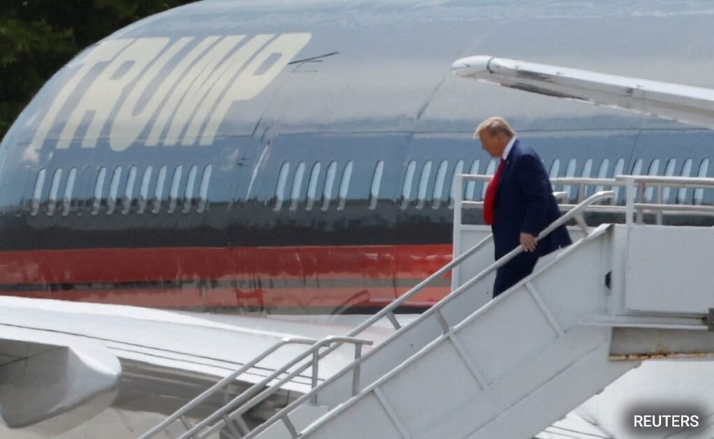 डोनाल्ड ट्रम्प एंड द लॉ: ए 'स्टॉर्मी' हिस्ट्री