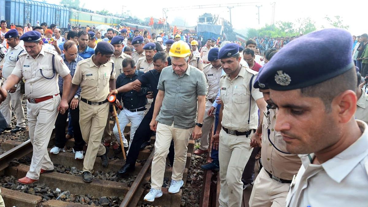 "दुर्घटना के मूल कारण और इसके लिए जिम्मेदार लोगों की पहचान की गई है ..." ओडिशा ट्रेन त्रासदी पर रेल मंत्री