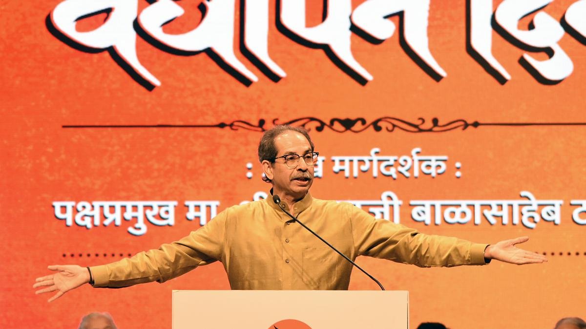 विपक्षी दलों को राष्ट्रहित में बड़ा दिल दिखाना होगा: पटना बैठक से पहले सेना (यूबीटी)