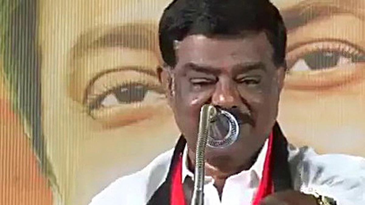 विवादित डीएमके नेता निष्कासित, गिरफ्तार
