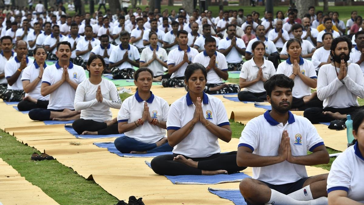 विश्व को भारत की सभ्यतागत देन है योग : आरएसएस