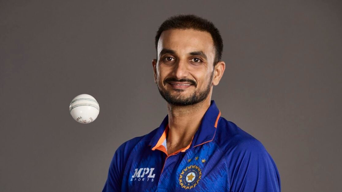 हर्षल: डीआरएस वाइड के लिए कॉल करता है और नो-बॉल 'ग्रे' क्षेत्र में गिर सकती है