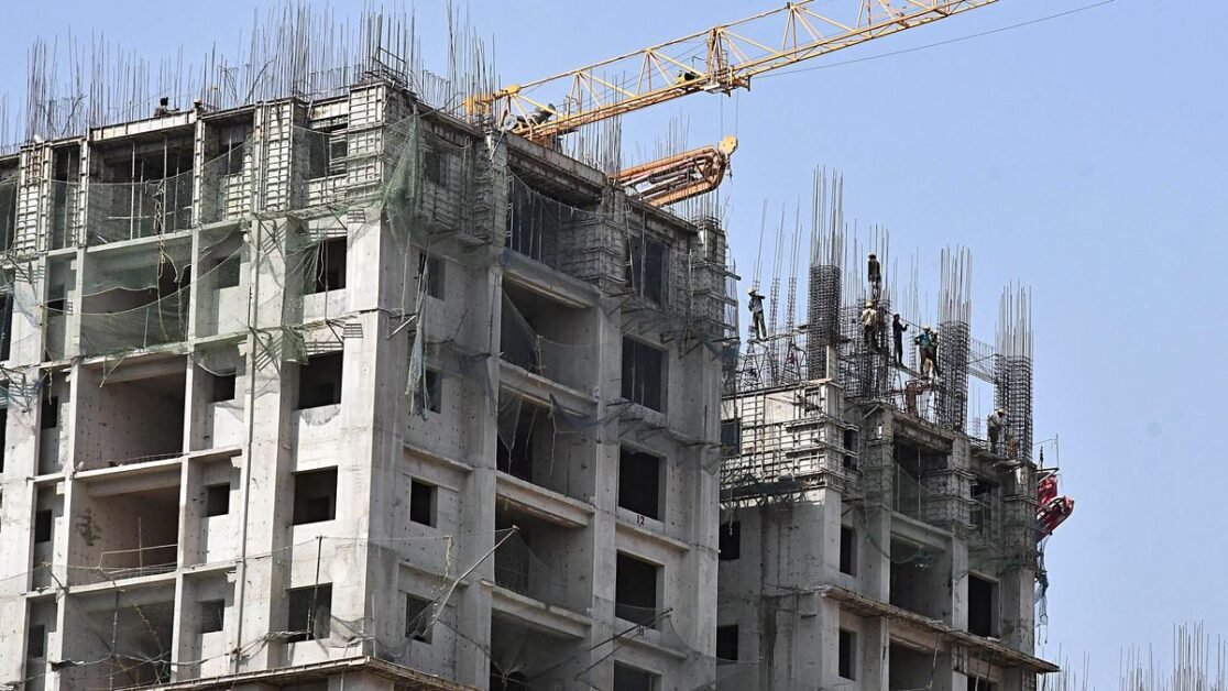 Bank credit outstanding to real estate rose to Rs. 28 lakh crore in July: RBI