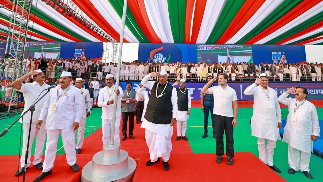 कांग्रेस संसदीय लोकतंत्र वाले भारत में विश्वास करती है, 139वें स्थापना दिवस पर पार्टी प्रमुख का संदेश