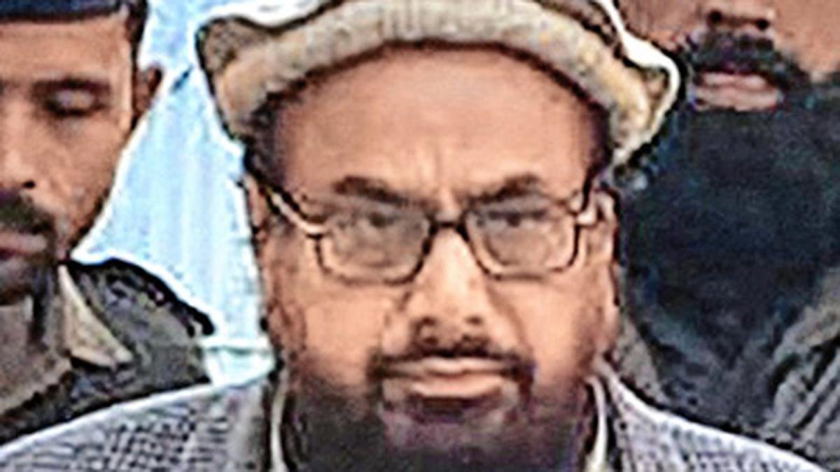 भारत ने पाकिस्तान से हाफिज सईद के प्रत्यर्पण की मांग की है: विदेश मंत्रालय