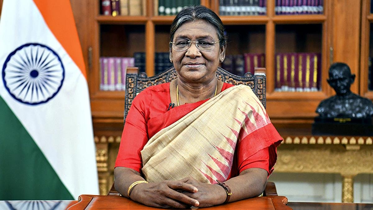 राष्ट्रपति द्रौपदी मुर्मू ने सीईसी, ईसी की नियुक्ति के लिए विधेयक को मंजूरी दी
