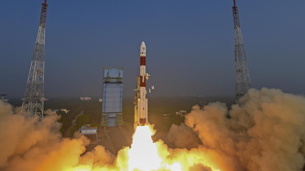 इसरो ने PSLV-C58 के ऑर्बिटल प्लेटफॉर्म POEM3 पर पॉलिमर इलेक्ट्रोलाइट मेम्ब्रेन फ्यूल सेल का सफलतापूर्वक परीक्षण किया