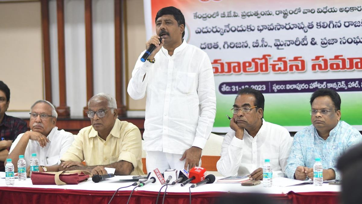 कांग्रेस का आरोप, बीजेपी राज में संविधान खतरे में है