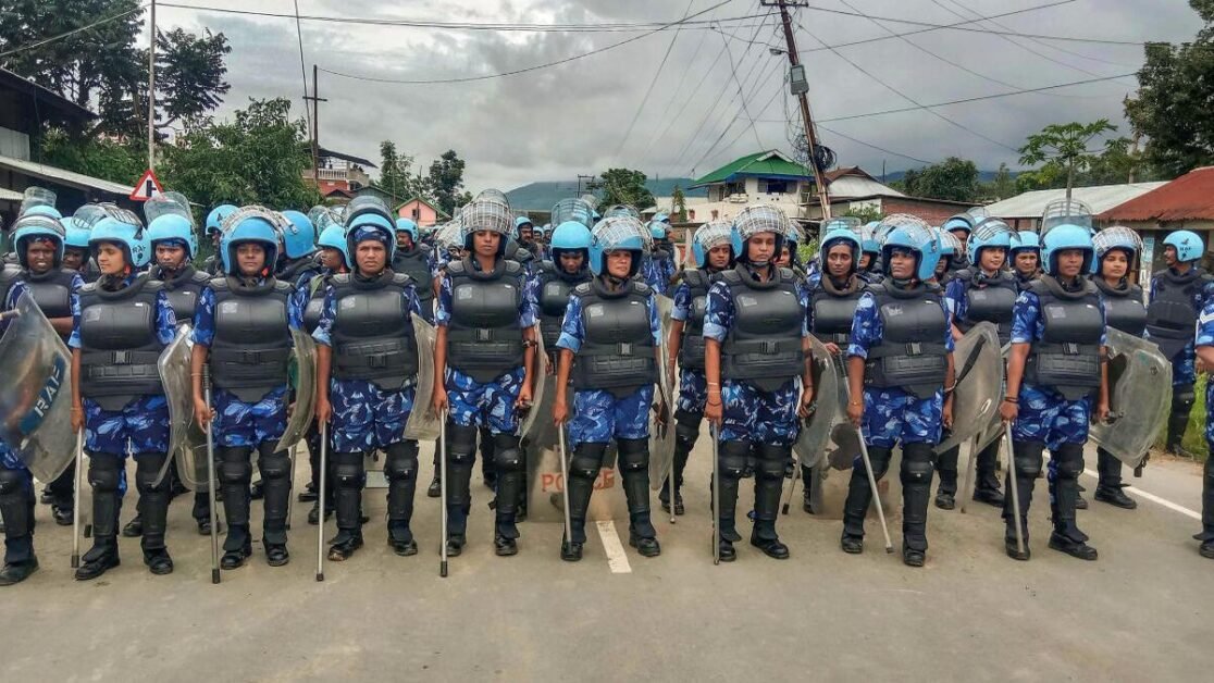 मणिपुर हिंसा: मोरेह में ताजा गोलीबारी, फिर से कर्फ्यू लगाया गया