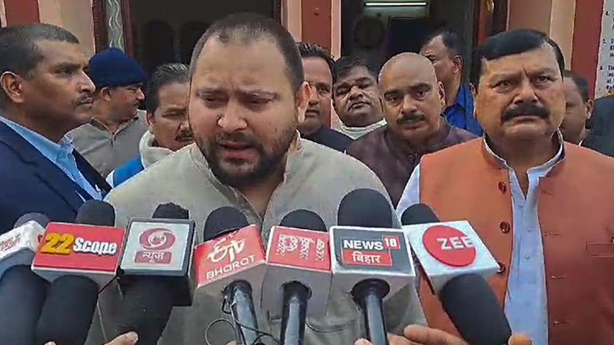 सुप्रीम कोर्ट ने आपराधिक मानहानि शिकायत को गुजरात से बाहर स्थानांतरित करने की तेजस्वी यादव की याचिका पर सुनवाई स्थगित कर दी