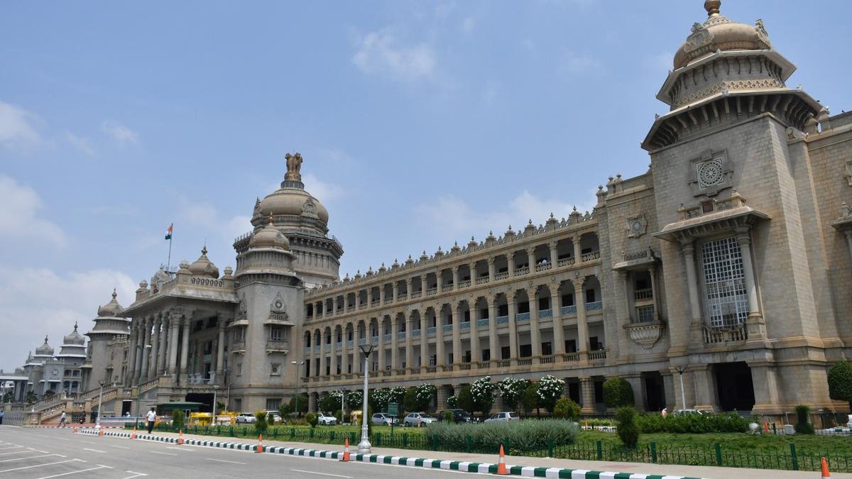 कर हस्तांतरण पर केंद्र की निंदा के प्रस्ताव पर कर्नाटक विधानसभा में हंगामा