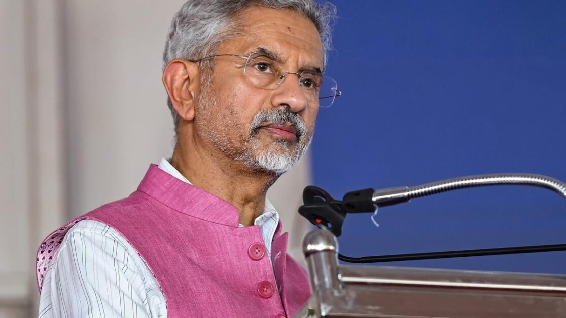 जयशंकर ने कहा, भारत वैश्विक नेता बनने की राह पर है