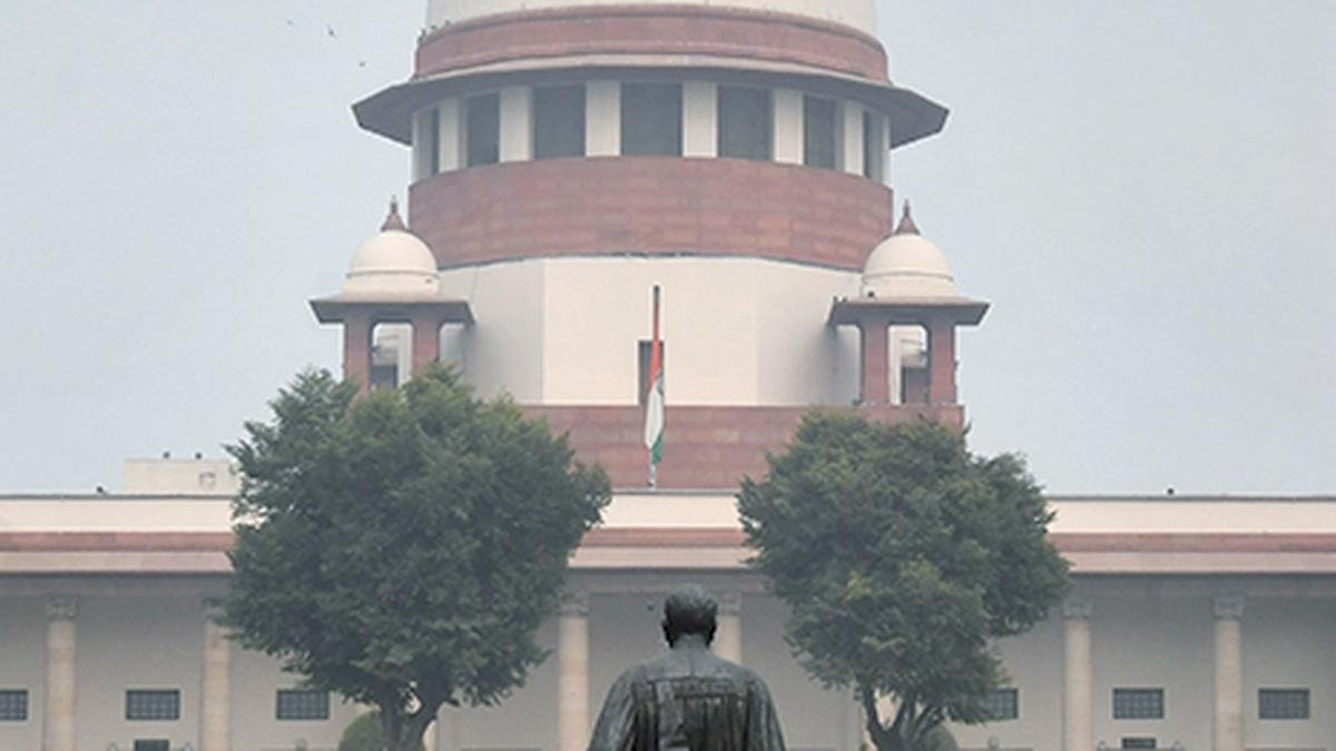 सुप्रीम कोर्ट ने सांसदों, विधायकों की 'डिजिटल निगरानी' की याचिका खारिज कर दी