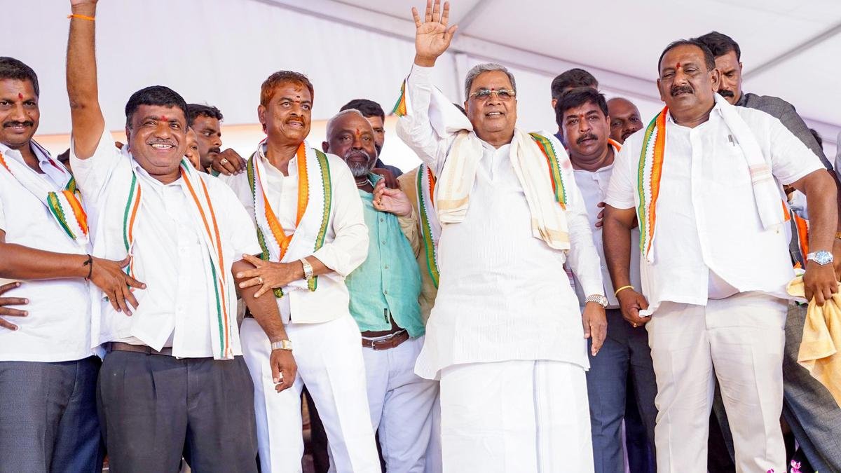 बीजेपी ने संविधान से छेड़छाड़ के खिलाफ चेताया